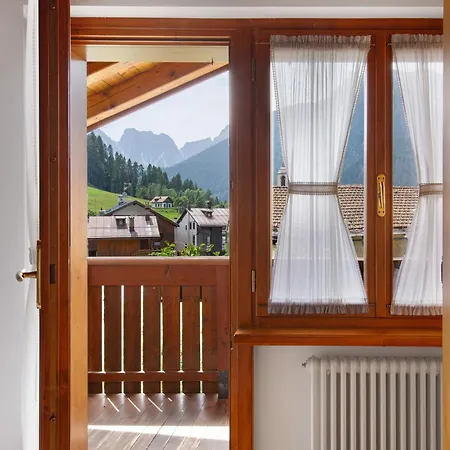 Al Pelmo A Appartement Vinigo