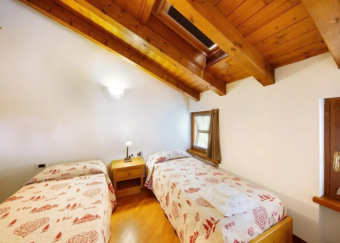 Al Pelmo A Appartement Vinigo